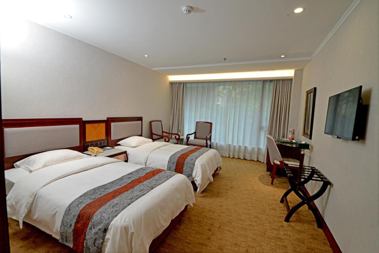 Hotel Guia Macau Luaran gambar