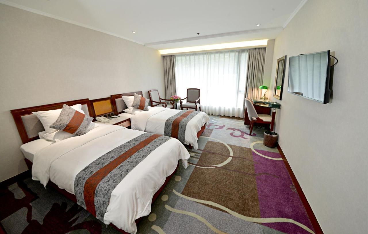 Hotel Guia Macau Luaran gambar